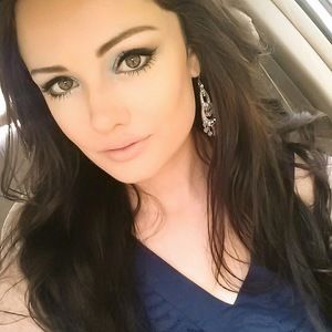 Meet your Posher, Candice